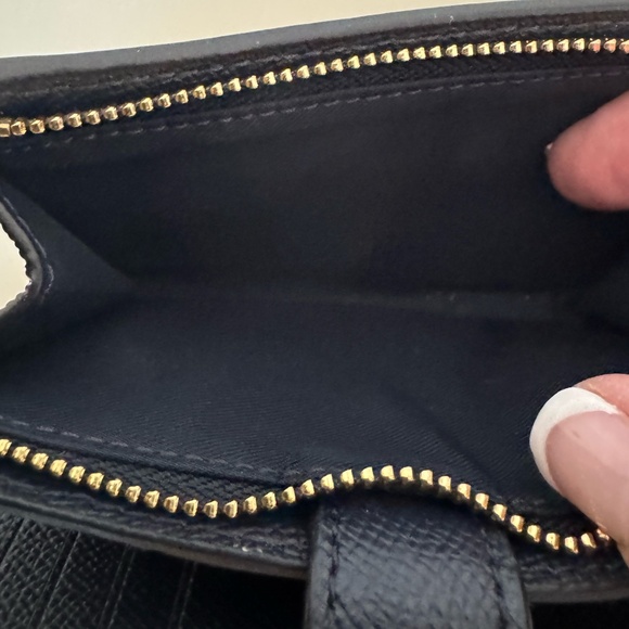 NWOT Coach Billfold Wallet - Picture 4 of 4